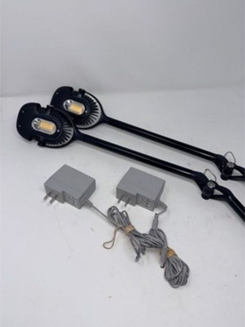 Humanscale Element 790 Dimmable LED 2X Black Task Lamps With Adjustable Arms